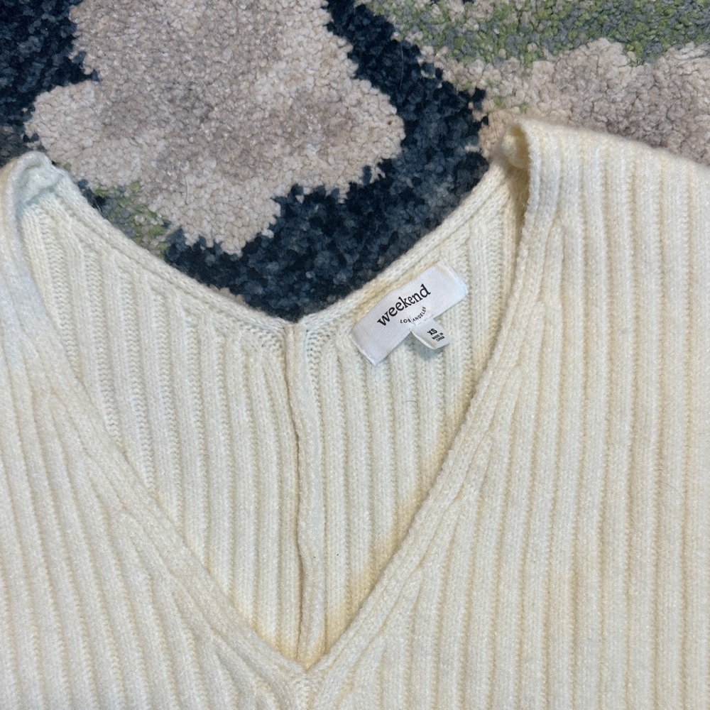 Dailylook Ribbed Cashmere Blend Sweater - Picture 2 of 5
